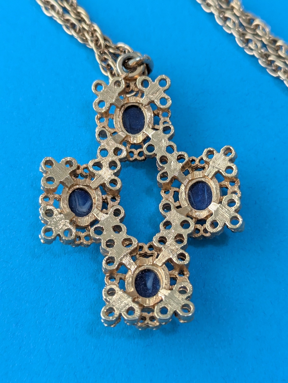 Rare Vintage 1975 Sarah Coventry "Victoria Blue" Maltese Cross & Ring! - Picture 3 of 8